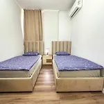 Fifteen Eighty-six دراس