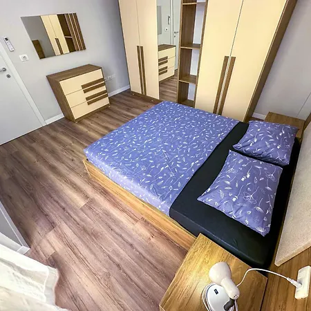 Fifteen Eighty-six דירה