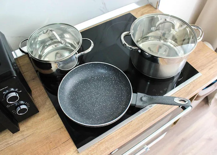 Fifteen Eighty-six * דורס